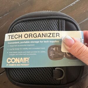 CONAIR Black Tech Organizer Case
